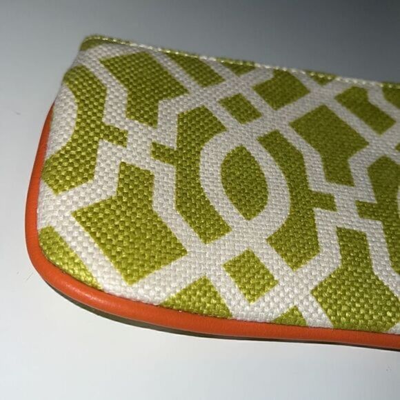 Spartina Daufuskie Island Lime Green Pattern Linen and Leather Zip Wristlet - Picture 3 of 11